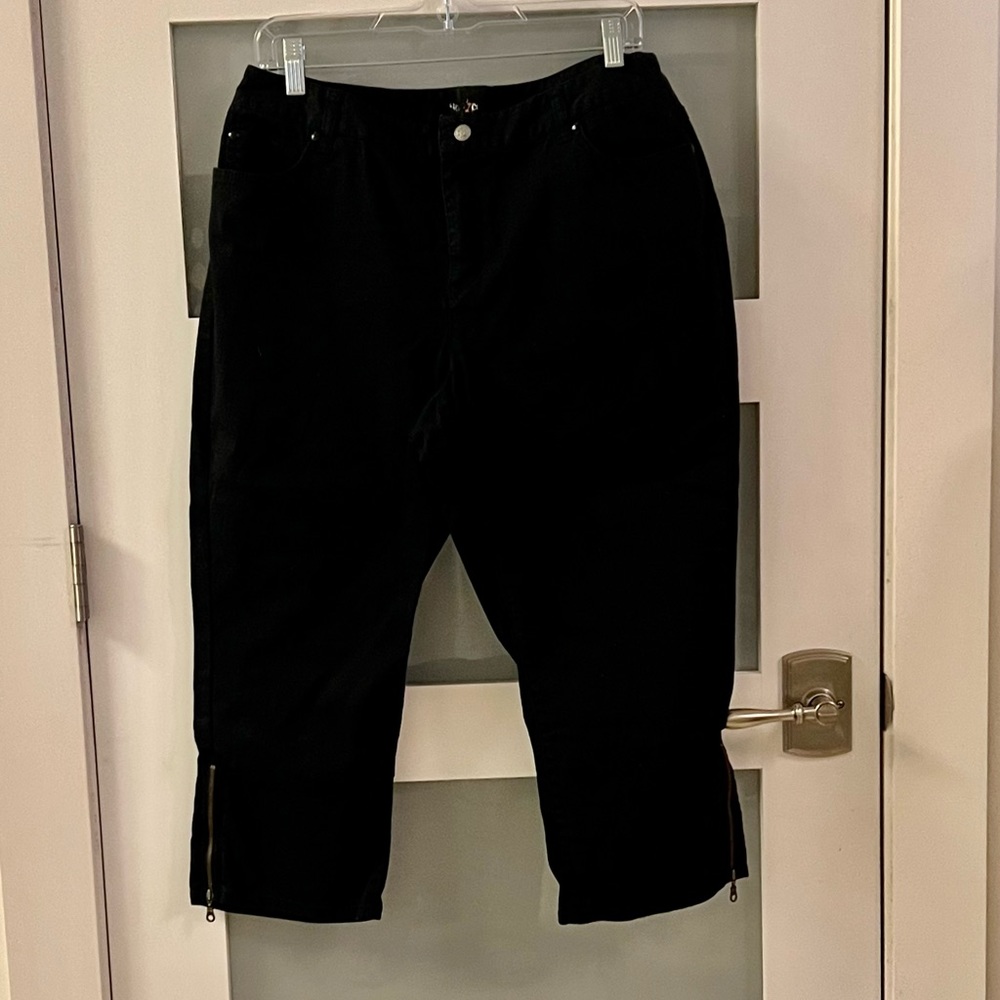 Style & Co black capri jeans size 12